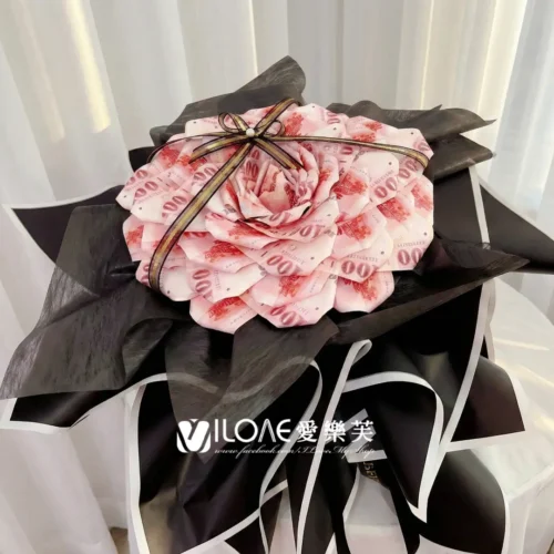 闇影綻紅<br><span style="font-size: 18px;">A03千層玫瑰(不含30張現金)</span>