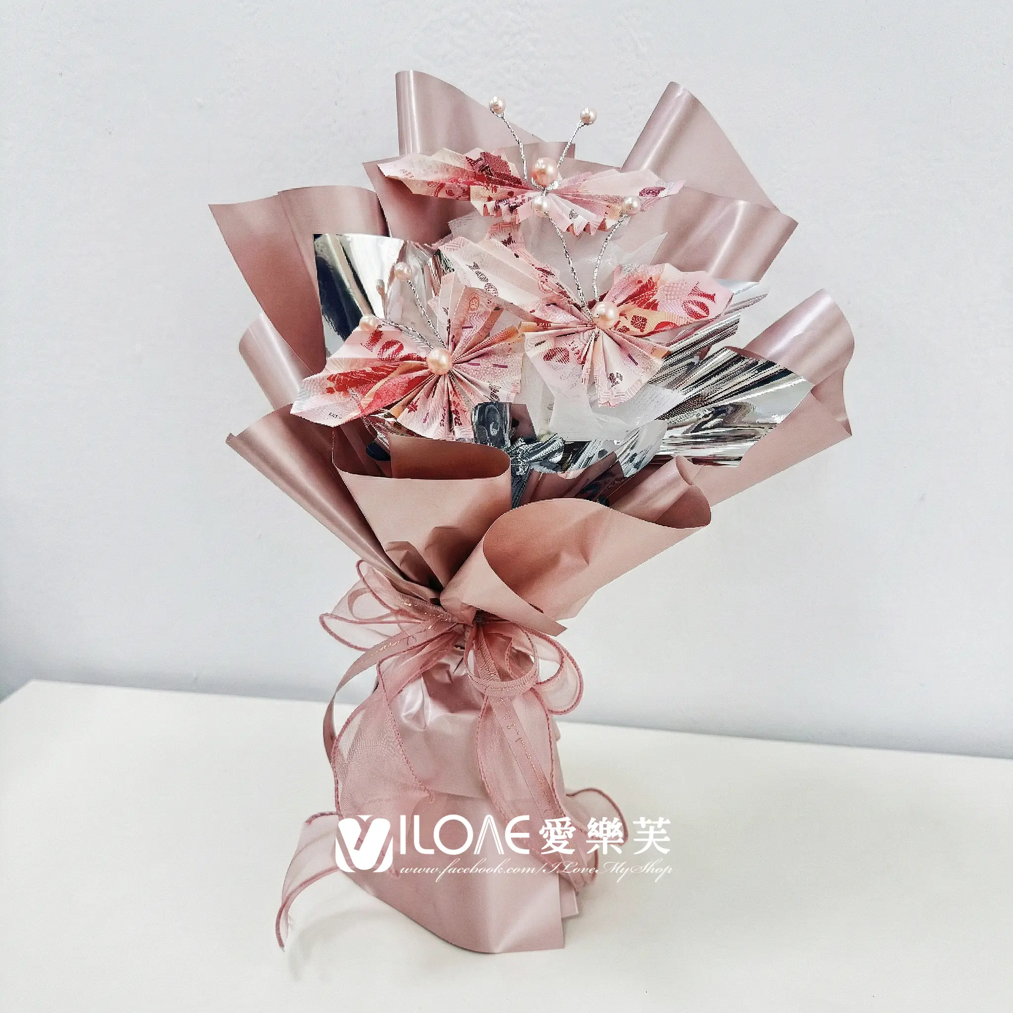 莫蘭迪溫柔<br><span style="font-size: 18px;">A02 蝴蝶花款(不含6張現金)</span>